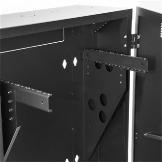 StarTech 6U VERTICAL SERVER CABINET .