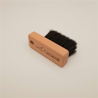 ARTISAN egérpad tísztító kefe