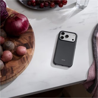 Apple Beats iPhone 17 Pro Case with MagSafe and Camera Control — Granite Gray okostelefon tok szürke