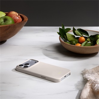 Apple Beats iPhone 17 Pro Max Case with MagSafe and Camera Control — Lime Stone okostelefon tok fehér
