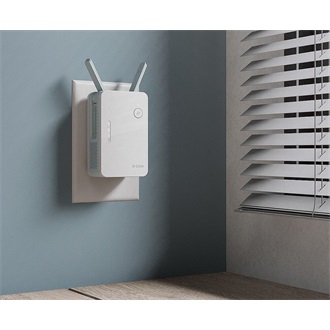D-Link E15 AX1500 Dual-Band Wi-Fi range extender