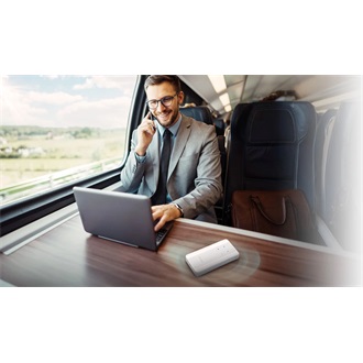 D-Link F518 AX1800 Dual-Band Wi-Fi 5G/NR router