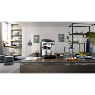 DeLonghi Magnifica Evo automata kávéfőző ezüst-fekete