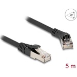 Delock RJ45 hálózati kábel Cat.8.1 S/FTP 45 -ben jobbra hajlított apa   egyenes apa, akár 40 Gbps, 5 m, fekete