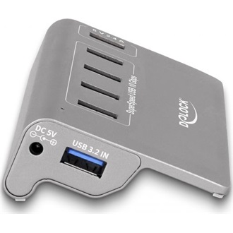 Delock USB 10 Gbps Hub 4 A-típusú USB porttal + 1 gyorstöltő porttal beleértve a tápellátást
