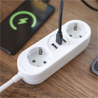 Emos P0221U 1,5m 2xAC/2xUSB/1xType-C fehér elosztó