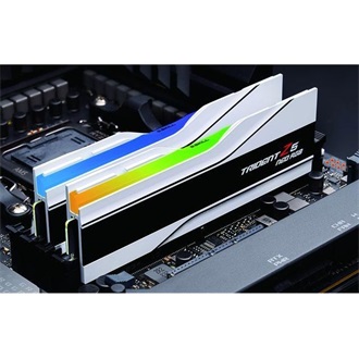 G-SKILL Trident Z5 Neo RGB 32GB 6000MT/s DDR5 memória CL30 Kit of 2 fehér-szürke RGB