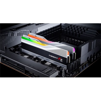 G-SKILL Trident Z5 RGB 96GB 6400MT/s DDR5 memória Kit of 2 ezüst RGB