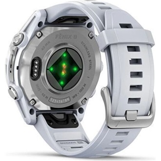 Garmin 010-02903-00 fenix 8 AMOLED (43mm) fehér szilikon pántos ezüst okosóra