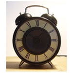 Ketyeg az óra. Vagy mégsem?