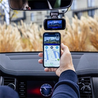 Lamax C11 autós kamera fekete