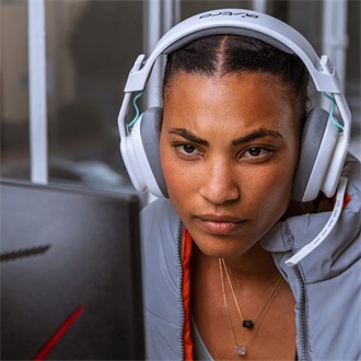 Logitech G Astro A10 Xbox gaming fejhallgató headset fehér