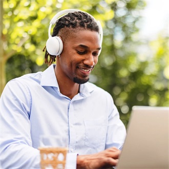 Logitech Zone Wireless 2 ES fejhallgató headset fehér