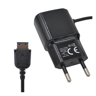 Samsung GT-E1200 GIGAPACK Hálózati töltő 5W + fix kábel FEKETE