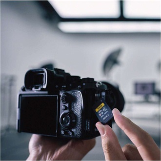Sony 960GB TOUGH vízálló ütésálló Compact Flash CFexpress A memóriakártya BOX fekete