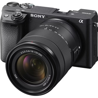 Sony Alpha 6400 digitális fényképezőgép fekete + 18-135mm f/3.5-5.6 OSS objektív KIT