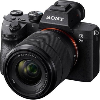 Sony Alpha 7 III + 28-70mm f/3.5-5.6 OSS II Kit digitális fényképezőgép fekete