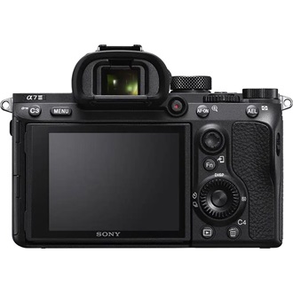 Sony Alpha 7 III + FE 28-70mm f/3.5-5.6 OSS MILC KIT digitális fényképezőgép fekete