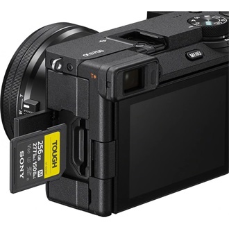 Sony Alpha a6700 váz digitális fényképezőgép fekete + E PZ 16-50mm f/3.5-5.6 OSS II Kit