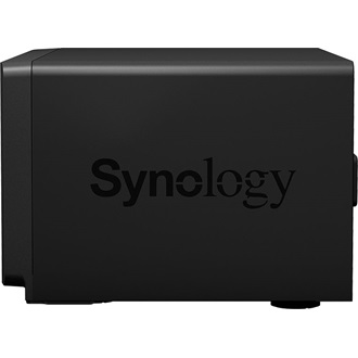 Synology DS1821+ NAS