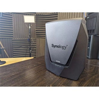 Synology WRX560 Dual-Band Wi-Fi router