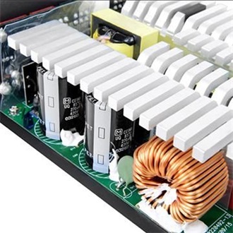 Thermaltake Toughpower GF1 ATX gaming tápegység 850W 80+ Gold BOX