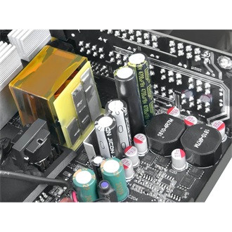 Thermaltake Toughpower GT ATX desktop tápegység 1200W 80+ Gold BOX