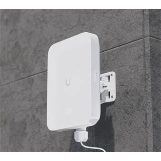 Ubiquiti UniFi 5G Max Outdoor kültéri PoE 5G/NR modem