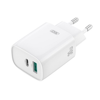 XO CE30 hálózati töltő USB+Type-C aljzat (30W, PD gyorstöltő + lightning kábel) FEHÉR