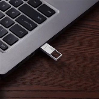Xiaomi 128GB Dual-interface USB-A 3.2 Gen1 / USB-C pendrive BOX ezüst