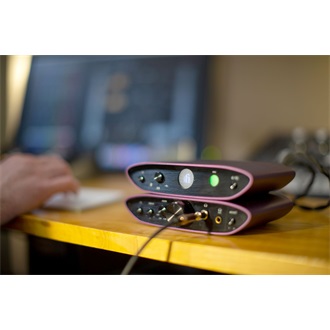 ifi ZEN One Studio 2.0 32-bit USB 3.0 B; Bluetooth 5.1™, SPDIF DAC