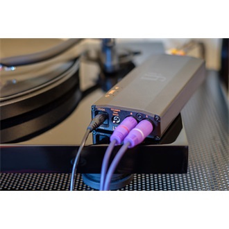 ifi micro iPhono3 Black Label RCA erősítő
